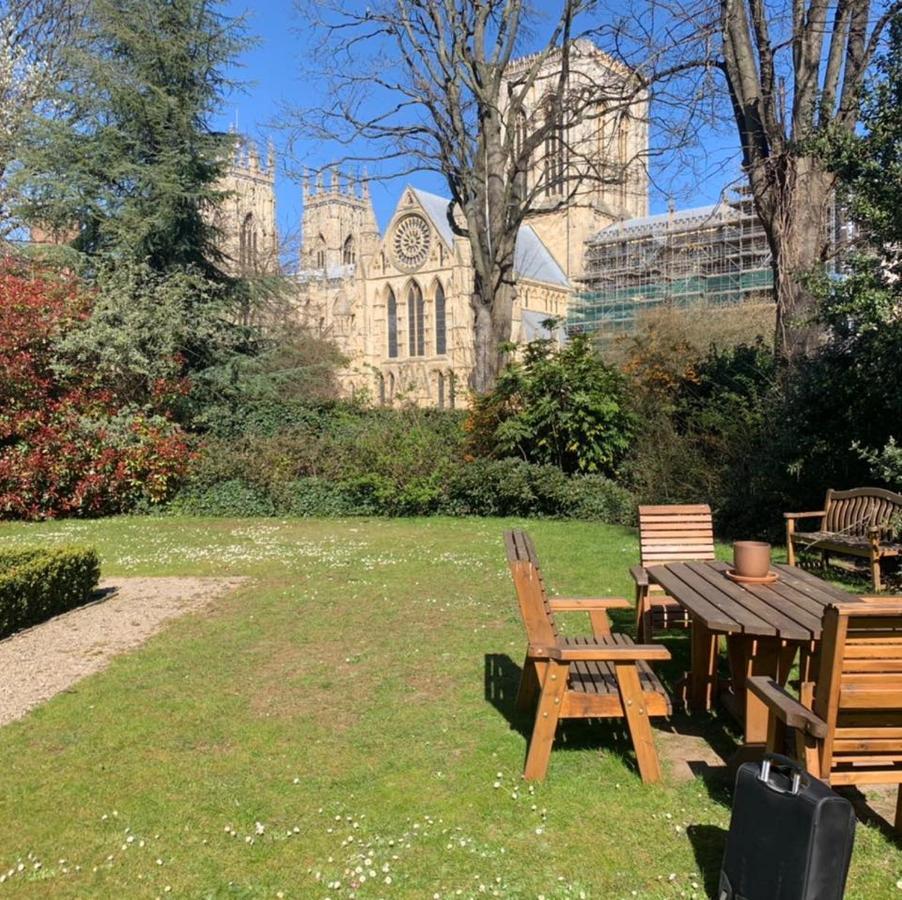 Minster View Apartment At Talbot Court, York Ngoại thất bức ảnh