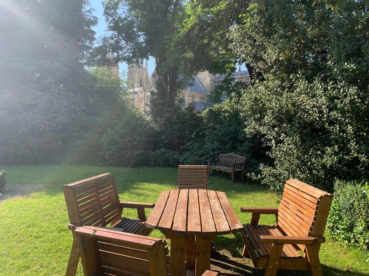 Minster View Apartment At Talbot Court, York Ngoại thất bức ảnh